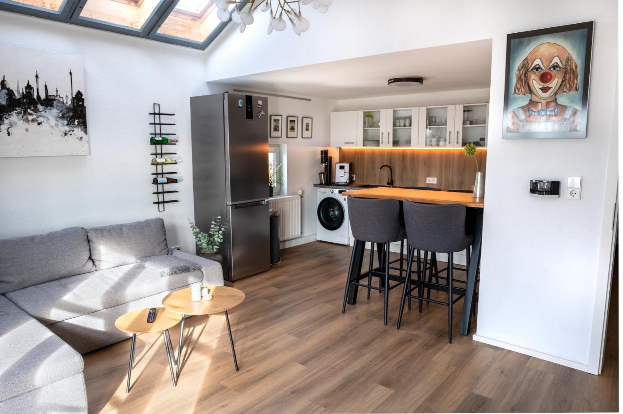 Eich-Penthouse, Zentral Am Stadtwald Mit Ausblick Ueber Die Stadt, 24H Self Check-In, Netflix, Disneyplus Hannover Dış mekan fotoğraf